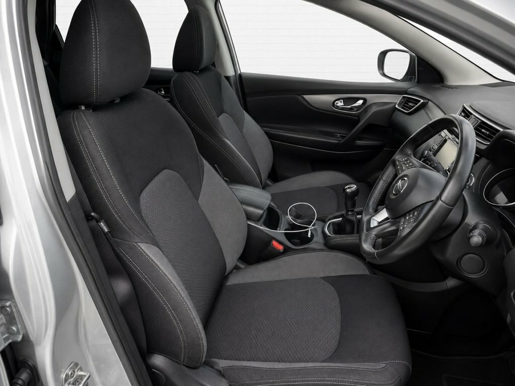 Nissan Qashqai 1.3L N-connecta WG19XNH Silver #5