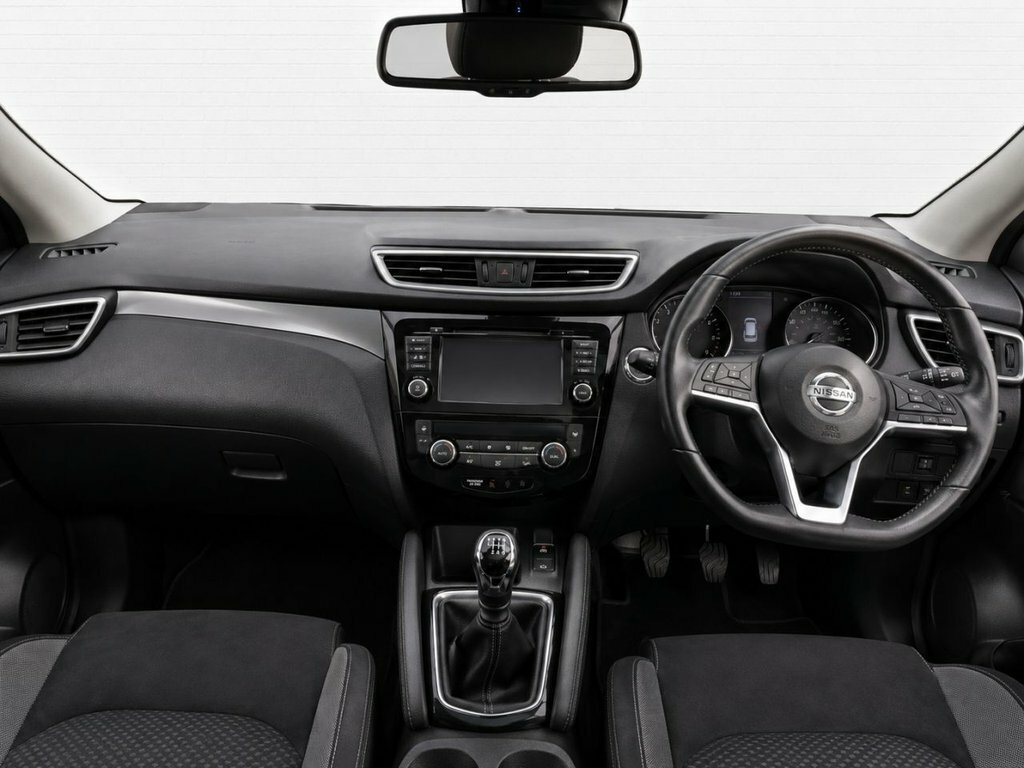 Nissan Qashqai 1.3L N-connecta WG19XNH Silver #4