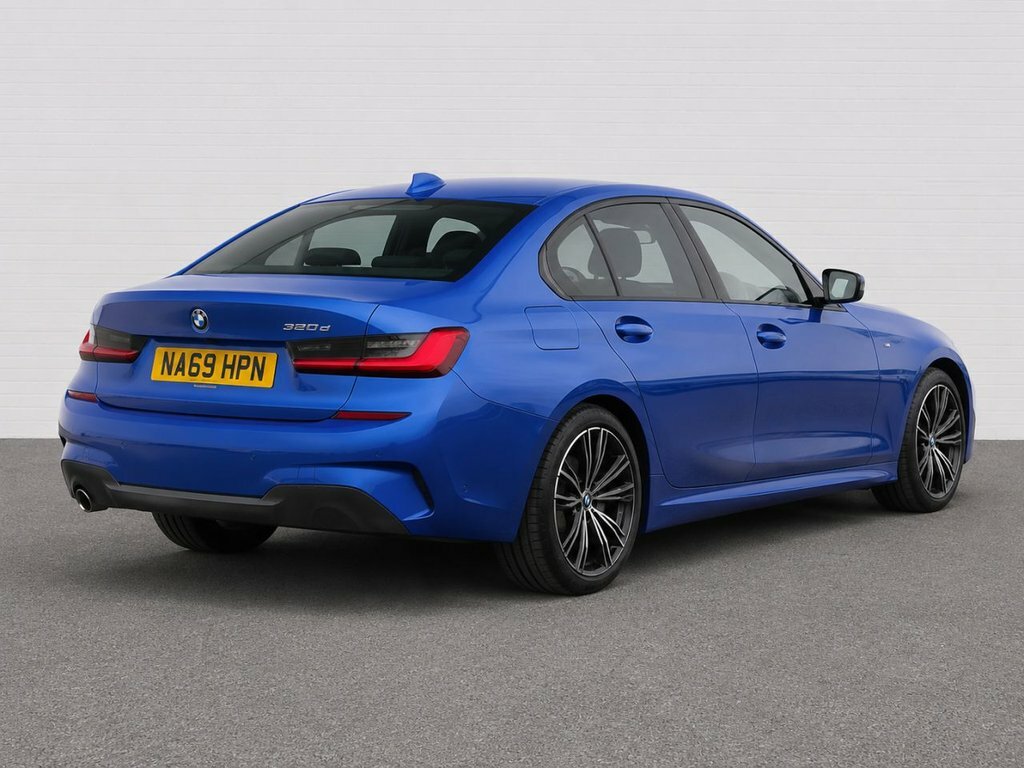 BMW 3 Series 2L M Sport NA69HPN Blue #2