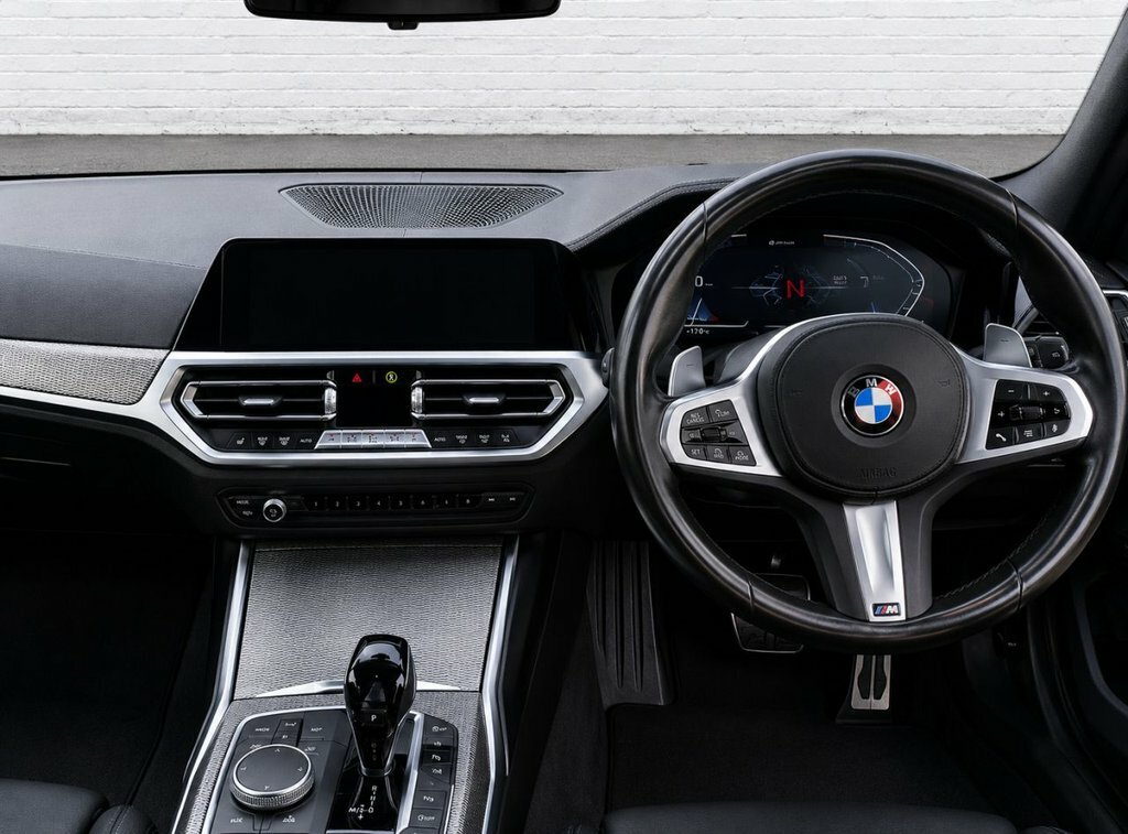 BMW 3 Series 2L M Sport NA69HPN Blue #4