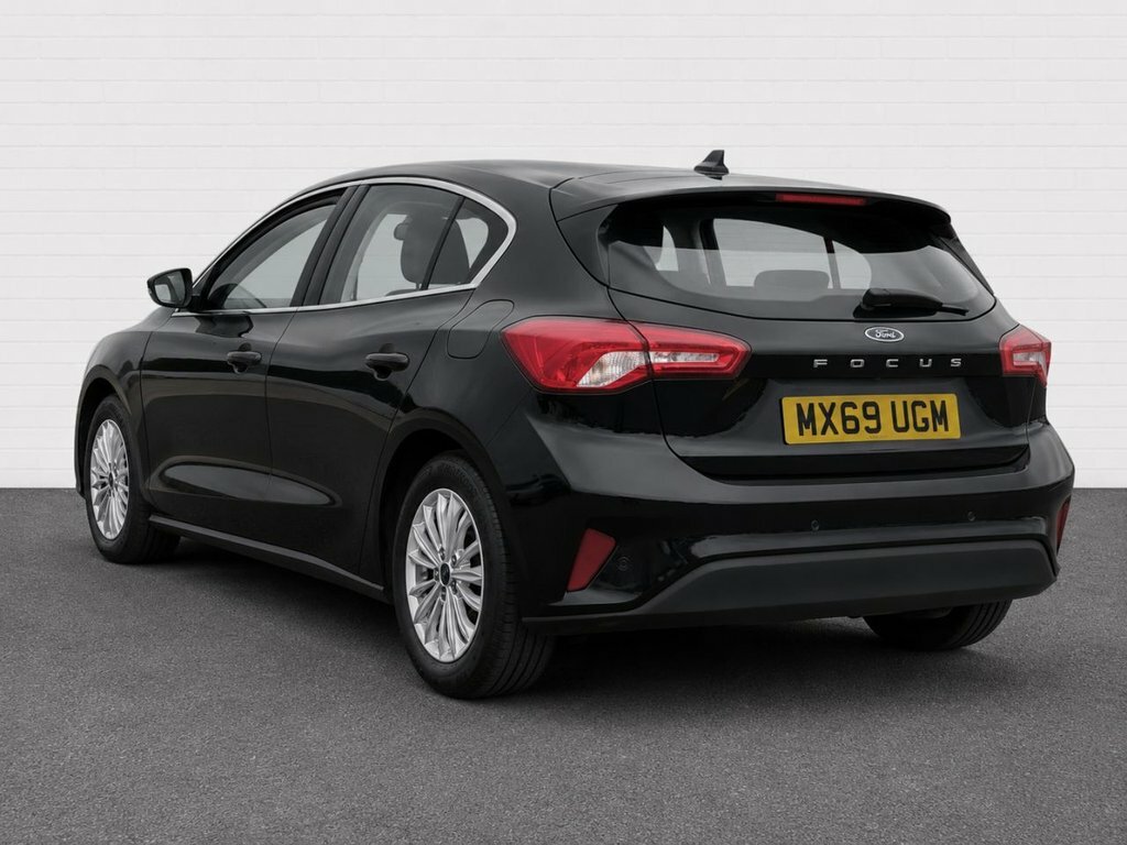 Ford Focus 1L Titanium MX69UGM Black #2
