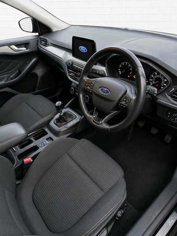 Ford Focus 1L Titanium MX69UGM Black #4