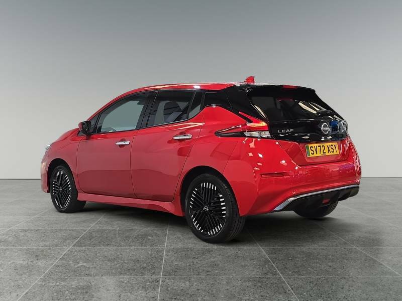 Nissan Leaf 160Kw E N-connecta 59Kwh - 2022 72 SV72XSY Red #4