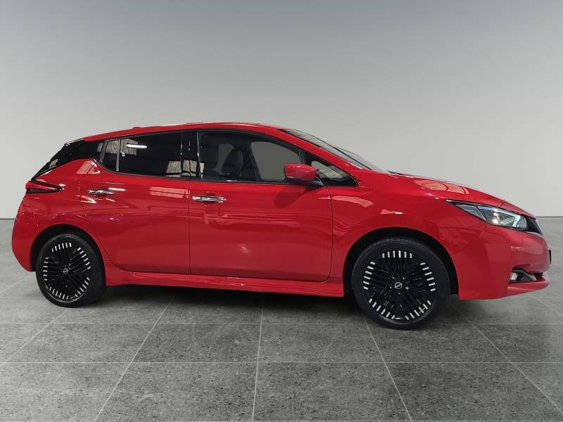 Nissan Leaf 160Kw E N-connecta 59Kwh - 2022 72 SV72XSY Red #5