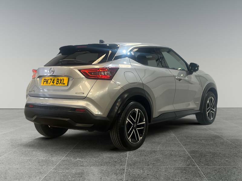 Nissan Juke 1.6 Hybrid N-connecta - 2024 74 PK74BXL Silver #3