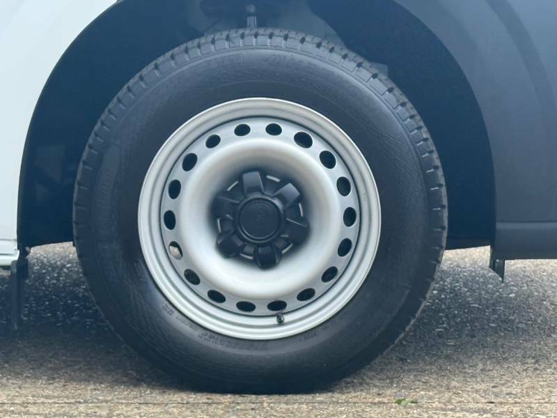 Ford Transit Custom 2.0 Ecoblue 110Ps L1 H1 Van Leader - 2025 74 HT74UAZ White #6