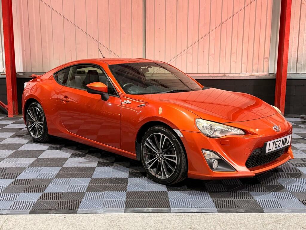 Toyota GT86 2.0 Boxer D-4s Euro 5 201262 Orange