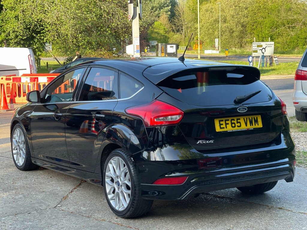 Ford Focus 1.5 Tdci Zetec S Euro 6 Ss EF65VWM Black #4