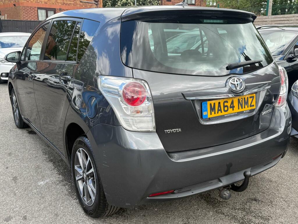 Toyota Verso 1.6 V-matic Icon Euro 5 Euro 5 Grey #4