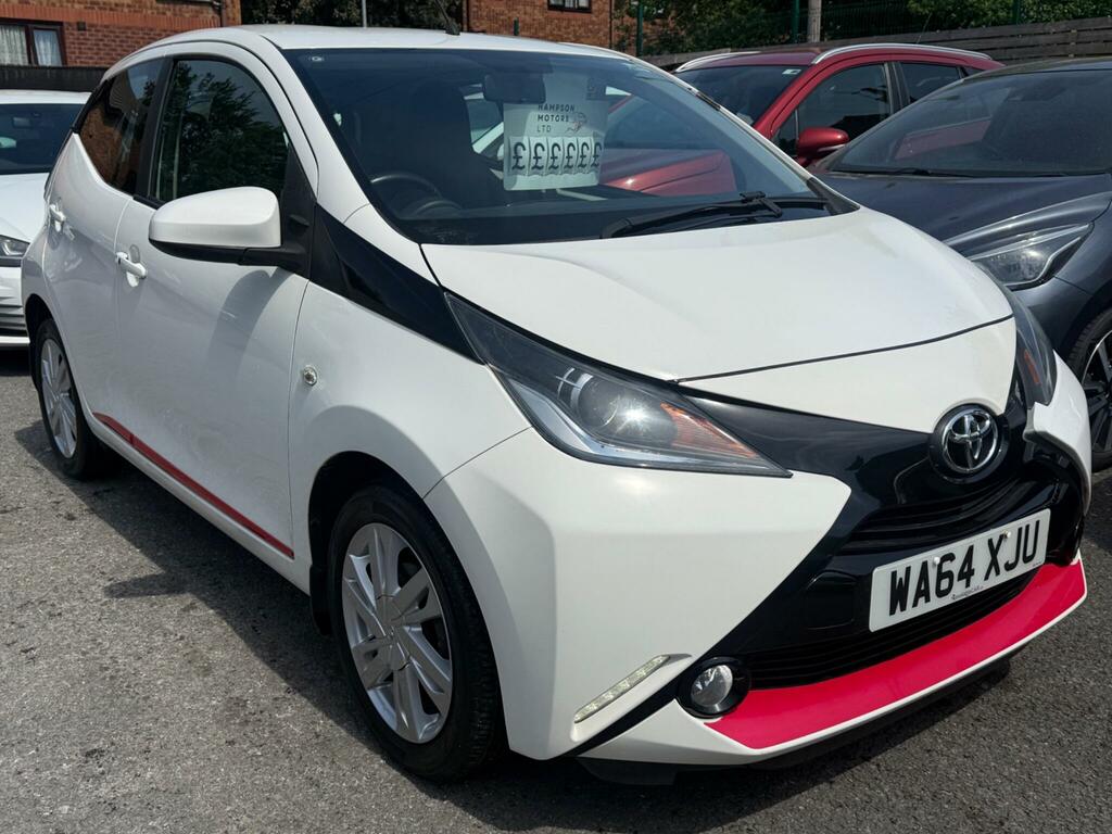 Toyota Aygo 1.0 Vvt-i X-pression X-shift Euro 5 Euro 5 White