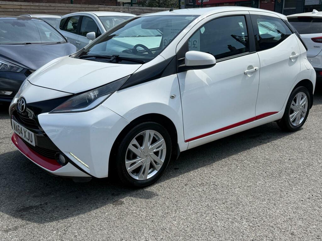 Toyota Aygo 1.0 Vvt-i X-pression X-shift Euro 5 Euro 5 WA64XJU White #6
