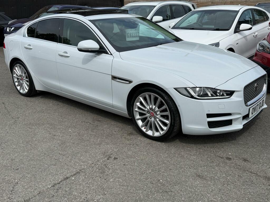 Jaguar XE 2.0D Portfolio Euro 6 Ss OV17DJD White #5