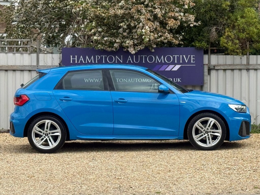 Audi A1 1L S Line EJ70VFB Blue #4