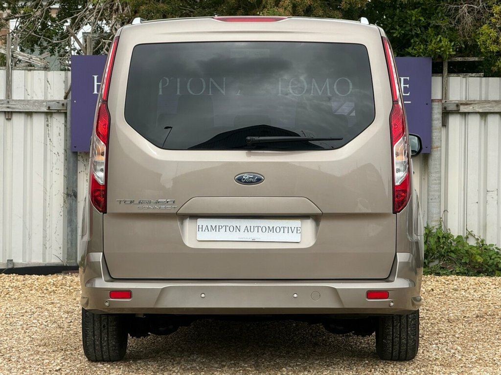 Ford Tourneo Connect 1.5L Titanium Silver #6