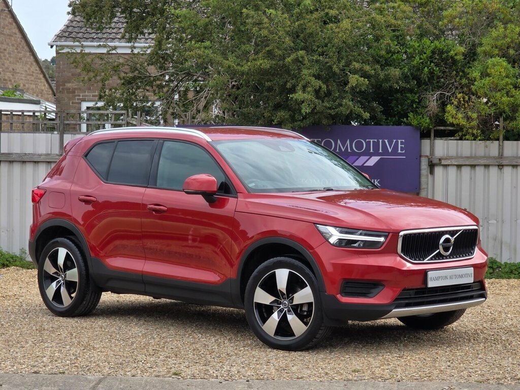 Volvo XC40 1.5L Momentum Red #2