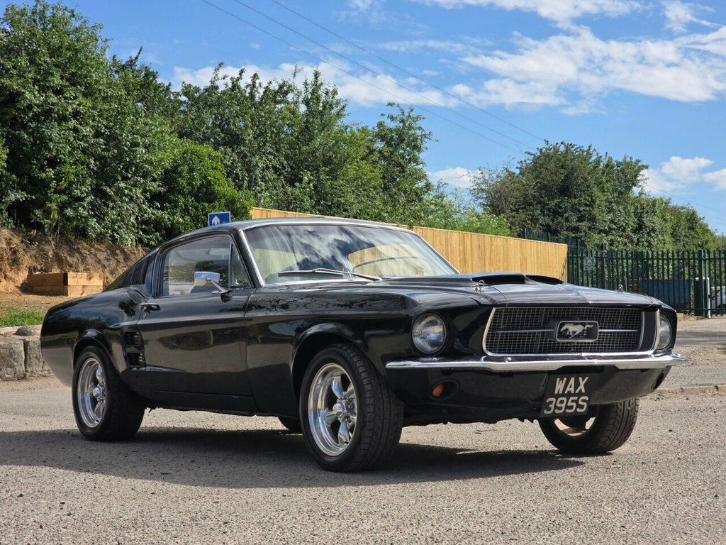 Ford Mustang Convertible Black