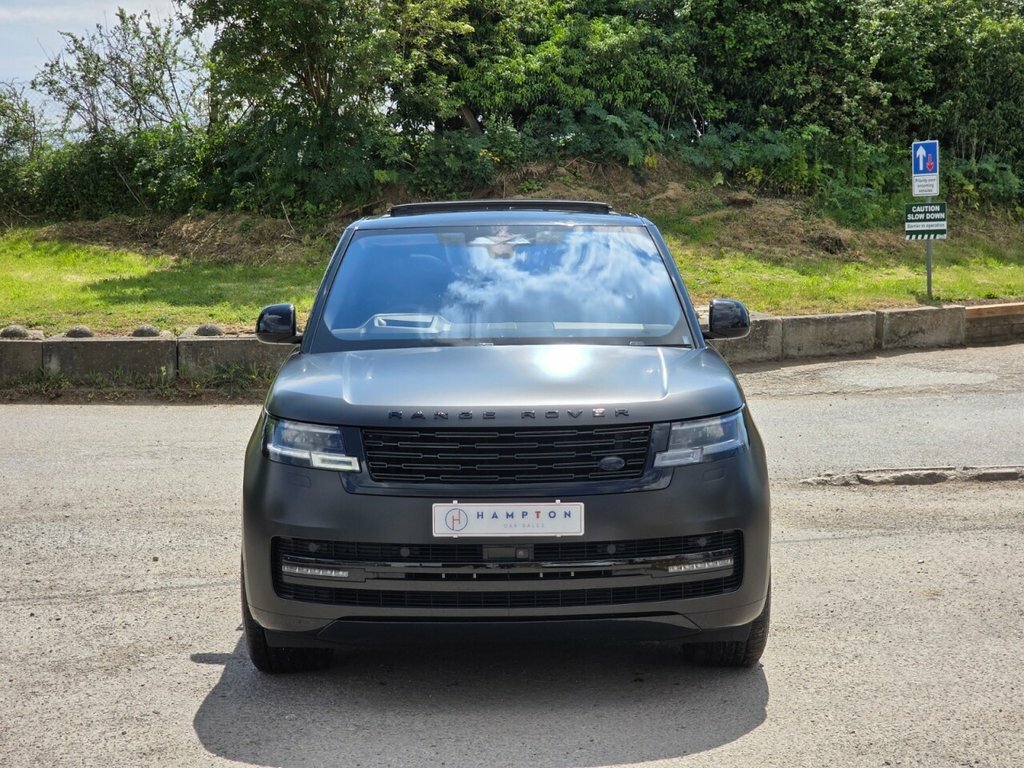 Land Rover Range Rover Suv LJ22VJA Grey #4