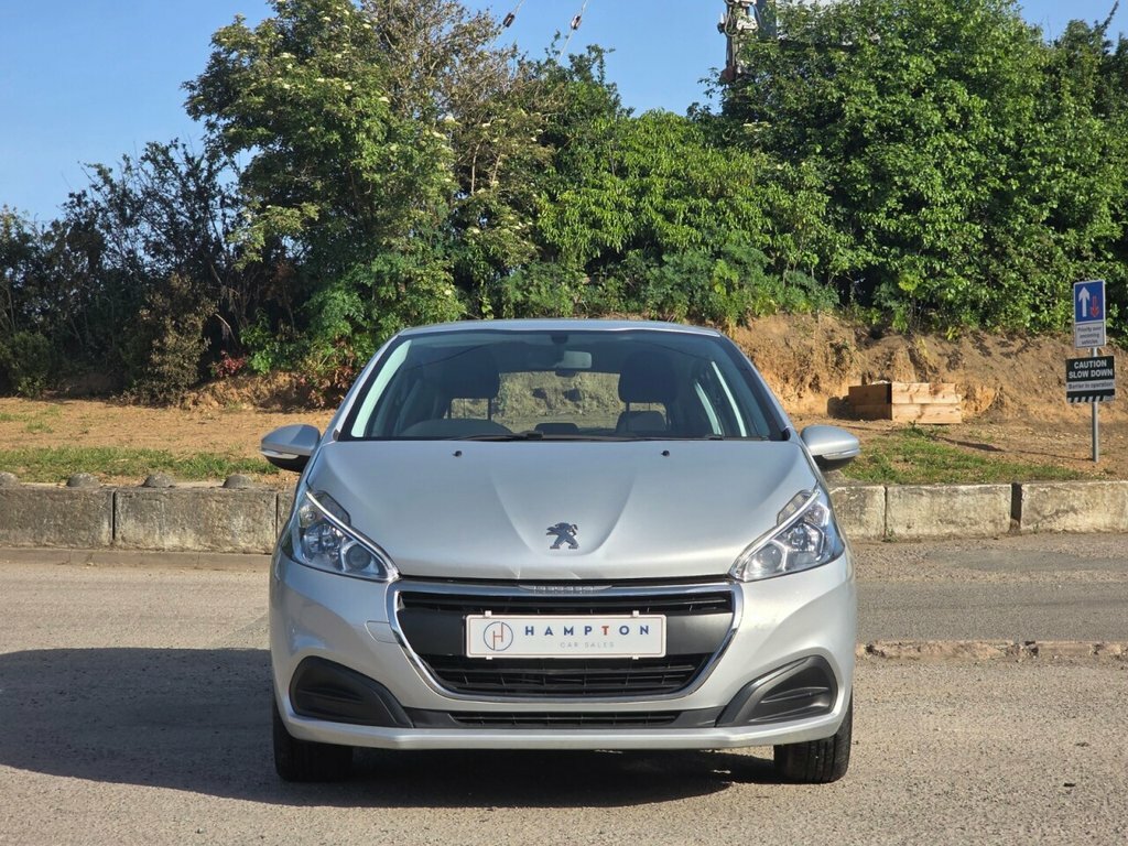 Peugeot 208 208 Active Silver #3