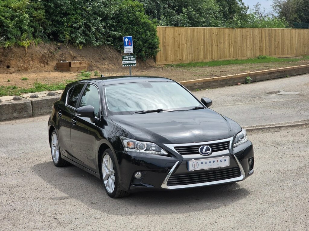 Lexus CT Hatchback Black #2