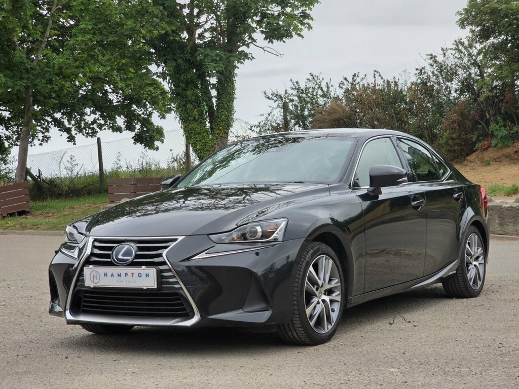 Lexus IS Saloon Black #5