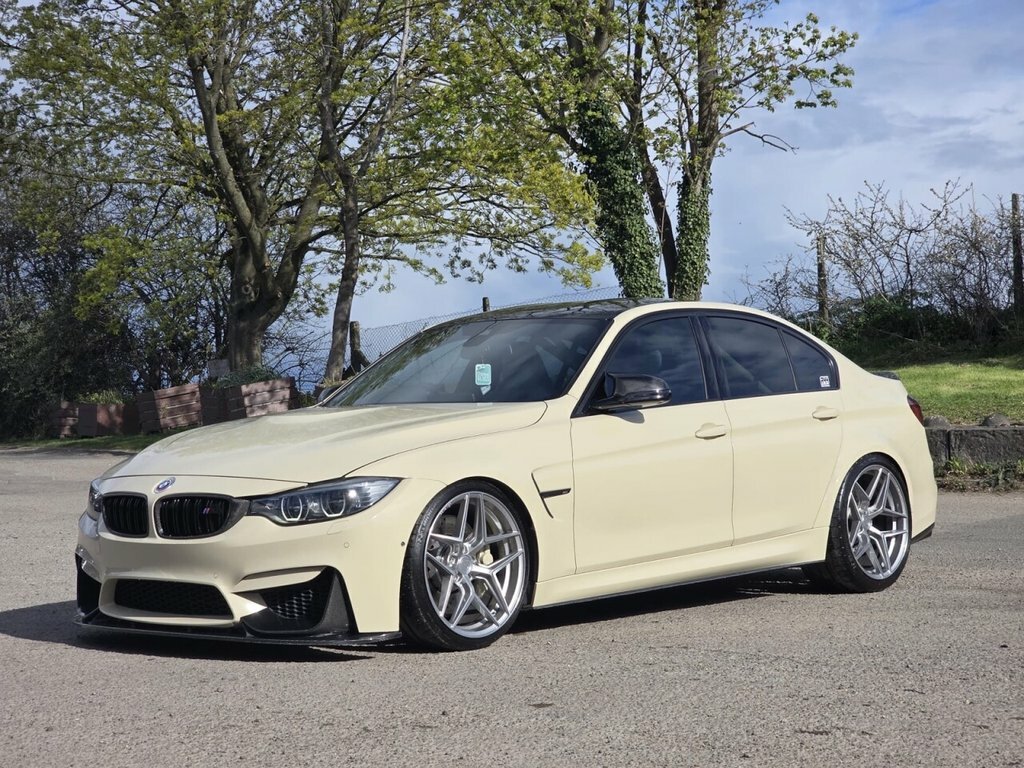 BMW M3 Saloon White #5