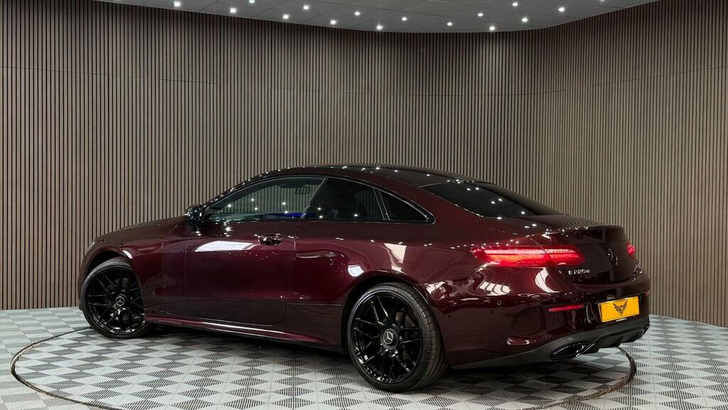 Mercedes-Benz E Class Coupe 2.0 E220d Amg Line G-tronic Euro 6 Ss YS69HNV Red #2