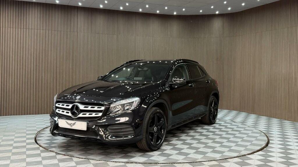 Mercedes-Benz GLA Class Suv 1.6 Gla200 Amg Line 7G-dct Euro 6 Ss 2 LP19HNW Black #6