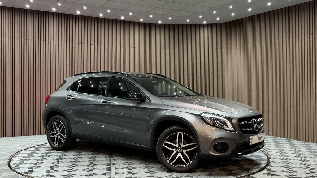 Mercedes-Benz GLA Class Suv 1.6 Gla180 Urban Edition 7G-dct Euro 6 Ss 5 Grey