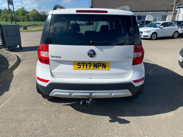 Skoda Yeti 1.2 Tsi Se Drive Outdoor Euro 6 White #5
