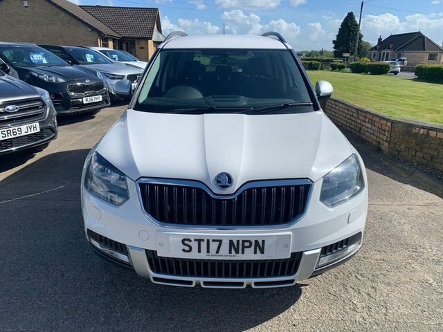 Skoda Yeti 1.2 Tsi Se Drive Outdoor Euro 6 White #2
