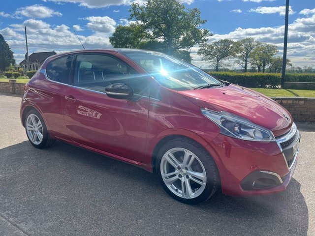 Peugeot 208 1.6 Bluehdi Gt Line Hatchback Eu Red #3