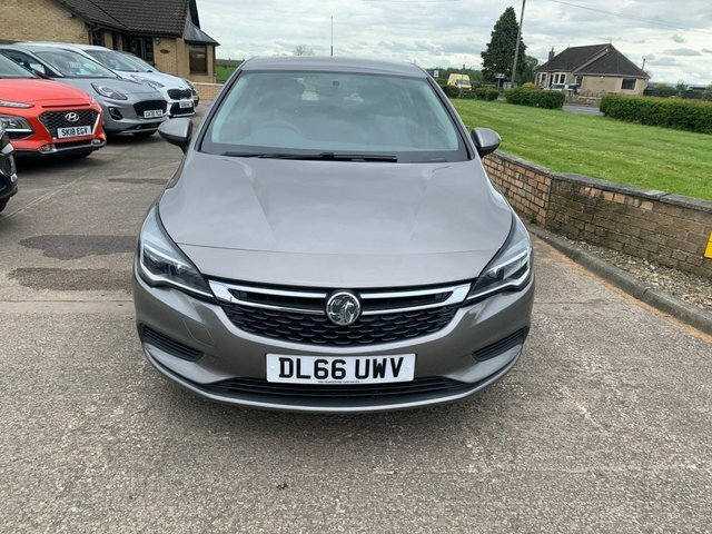 Vauxhall Astra 1.6 Cdti Ecoflex Design Hatchback Manua DL66UWV Grey #2