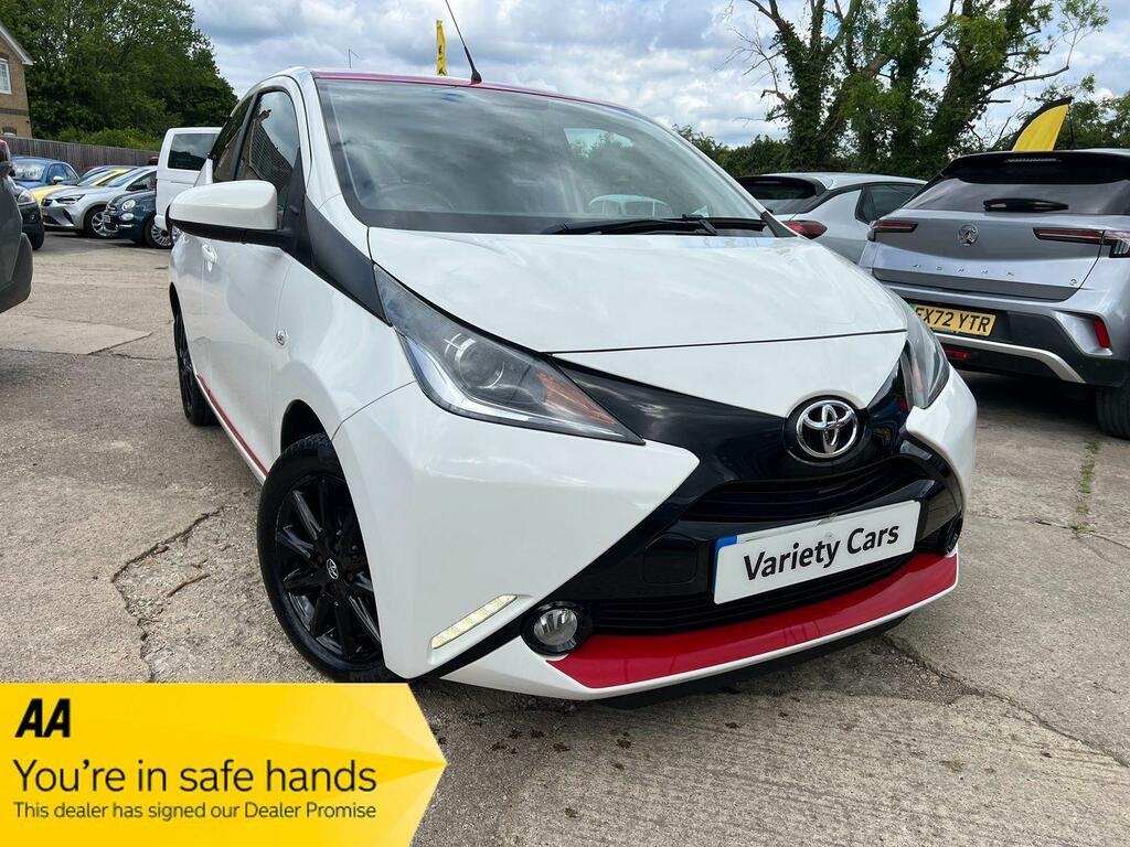Toyota Aygo X -Press Vvt-i White