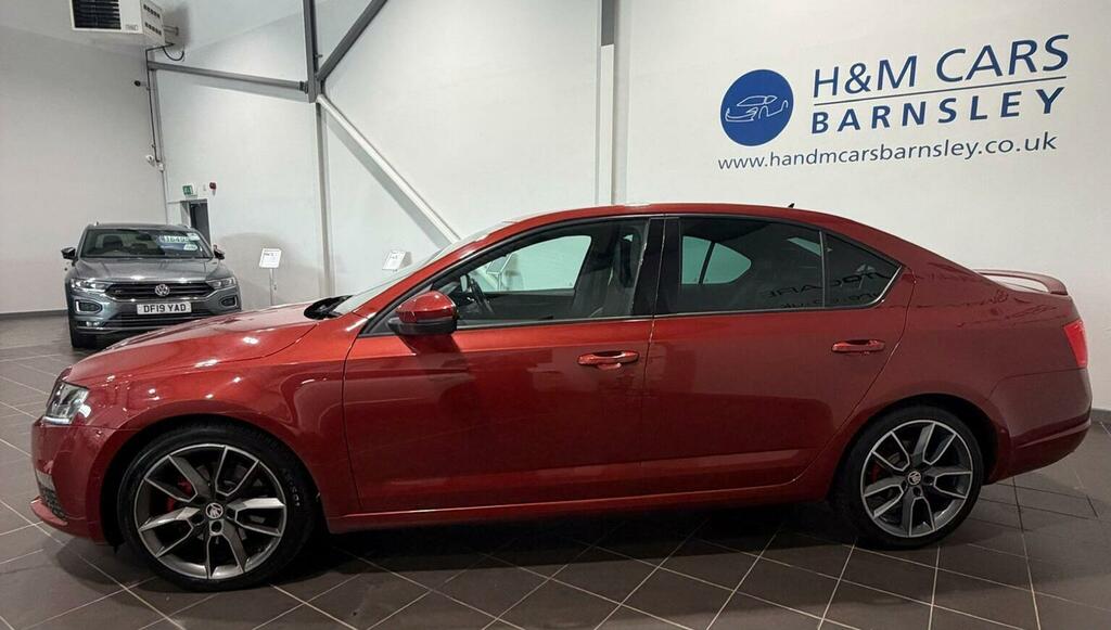 Skoda Octavia Hatchback 2.0 Tdi Vrs Dsg 4Wd Euro 6 Ss 20 KN67CXV Red #4