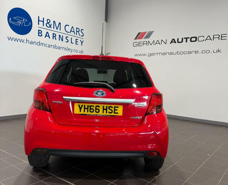 Toyota Yaris Hatchback 1.5 Vvt-h Icon E-cvt Euro 6 201666 YH66HSE Red #6