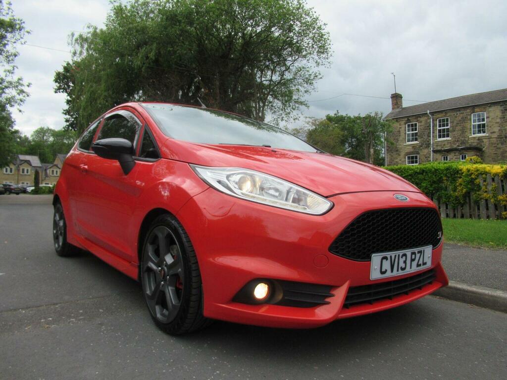 Ford Fiesta Hatchback 1.6T Ecoboost St-2 Euro 5 201313 Orange