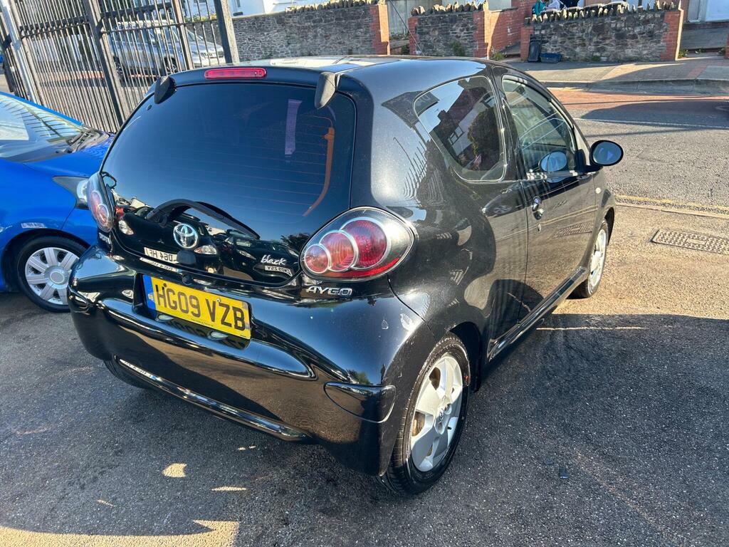 Toyota Aygo 1.0 Vvt-i Black Euro 4 HG09VZB Black #6