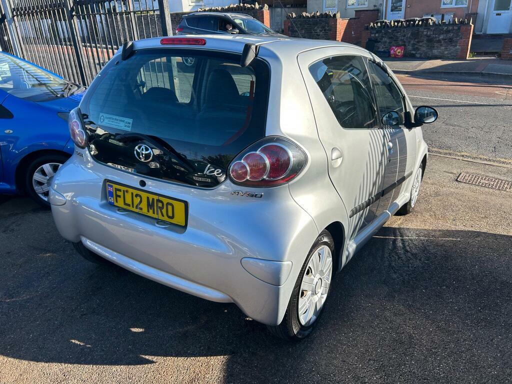 Toyota Aygo 1.0 Vvt-i Ice Euro 5 FL12MRO Silver #6