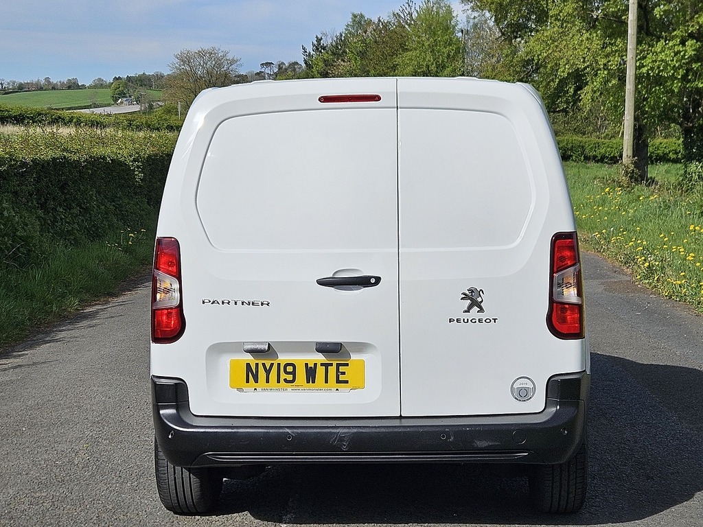 Peugeot Partner 1.5 Bluehdi 1000 Professional Standard Panel Van 5 NY19WTE White #4