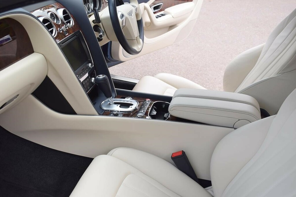 Bentley Continental Gt W12 HK62VDG #4