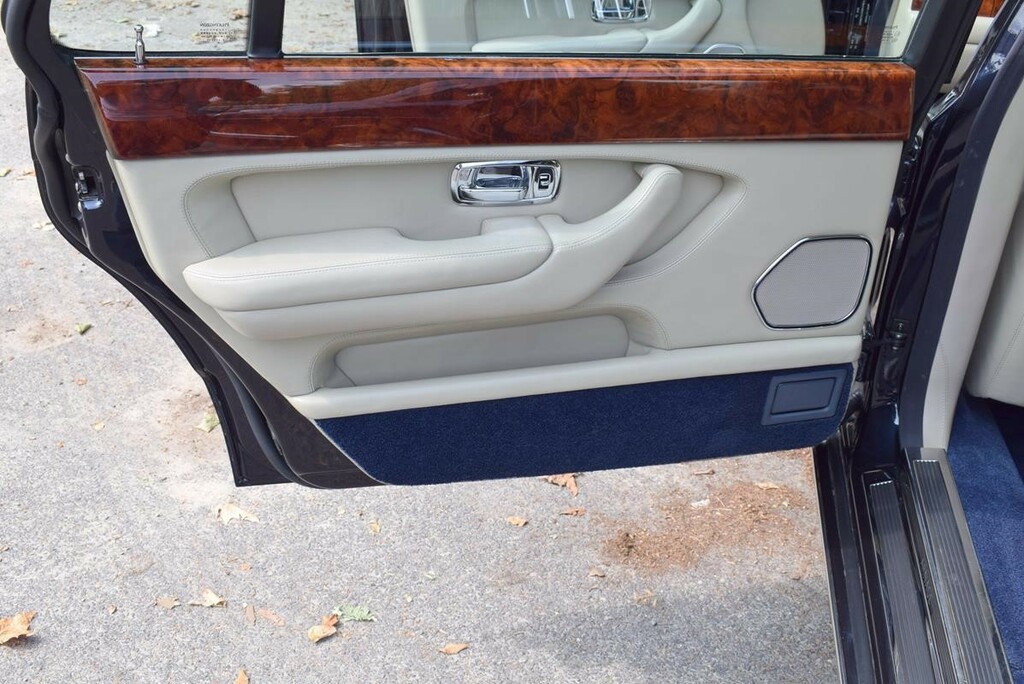 Bentley Arnage Red Label #24