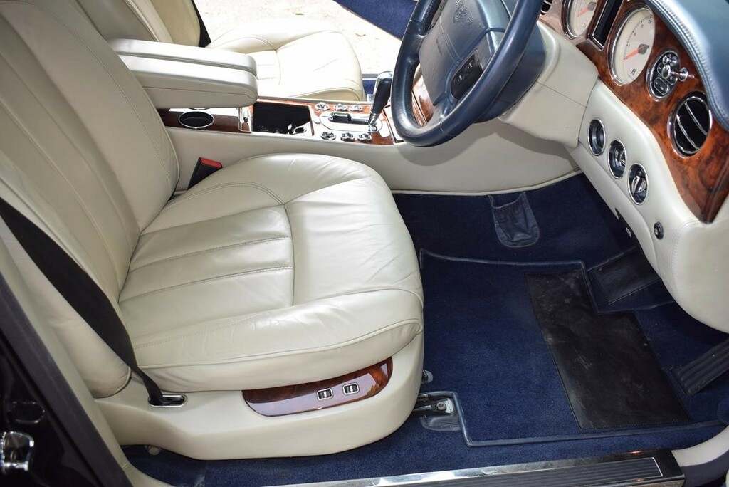 Bentley Arnage Red Label #11