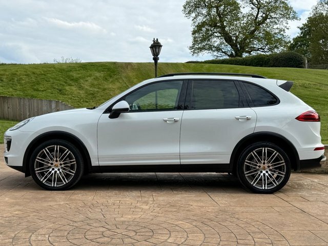 Porsche Cayenne 2015 4.2 Td V8 S Suv Tiptronics 4Wd Eur White #4