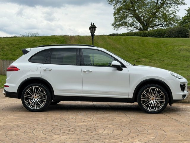 Porsche Cayenne 2015 4.2 Td V8 S Suv Tiptronics 4Wd Eur White #3