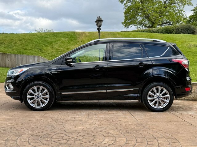 Ford Kuga 2017 2.0 Tdci Vignale Suv Powershift Aw FT17OED Black #4