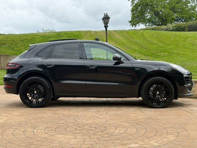 Porsche Macan 2017 3.0 Td V6 S Suv Pdk 4Wd Euro 6 S RX67RMY Black #3