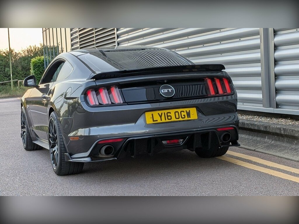 Ford Mustang 5.0 V8 Gt Fastback Selshift Euro 6 LY16OGW Grey #3