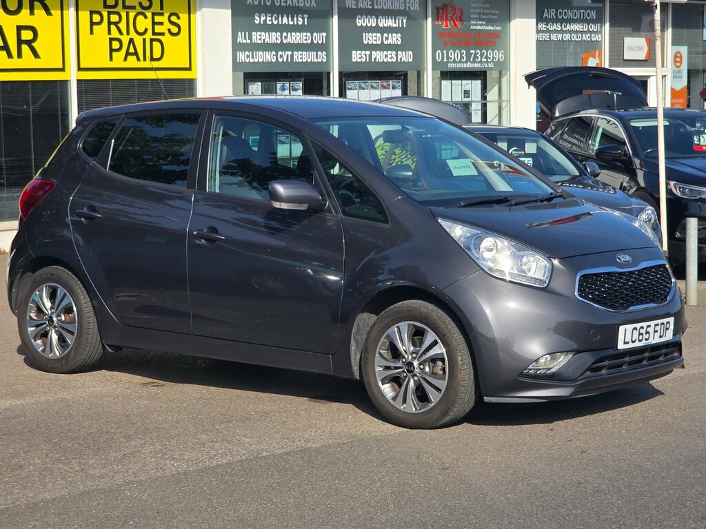 Kia Venga 1.6 3 Mpv Euro 6 123 Bhp LC65FDP Silver #4