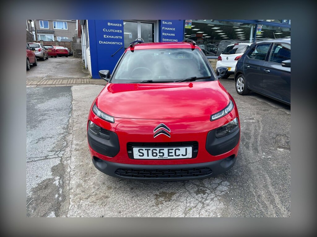 Citroen C4 Cactus 1.6 Bluehdi Feel Hatchback Euro Red