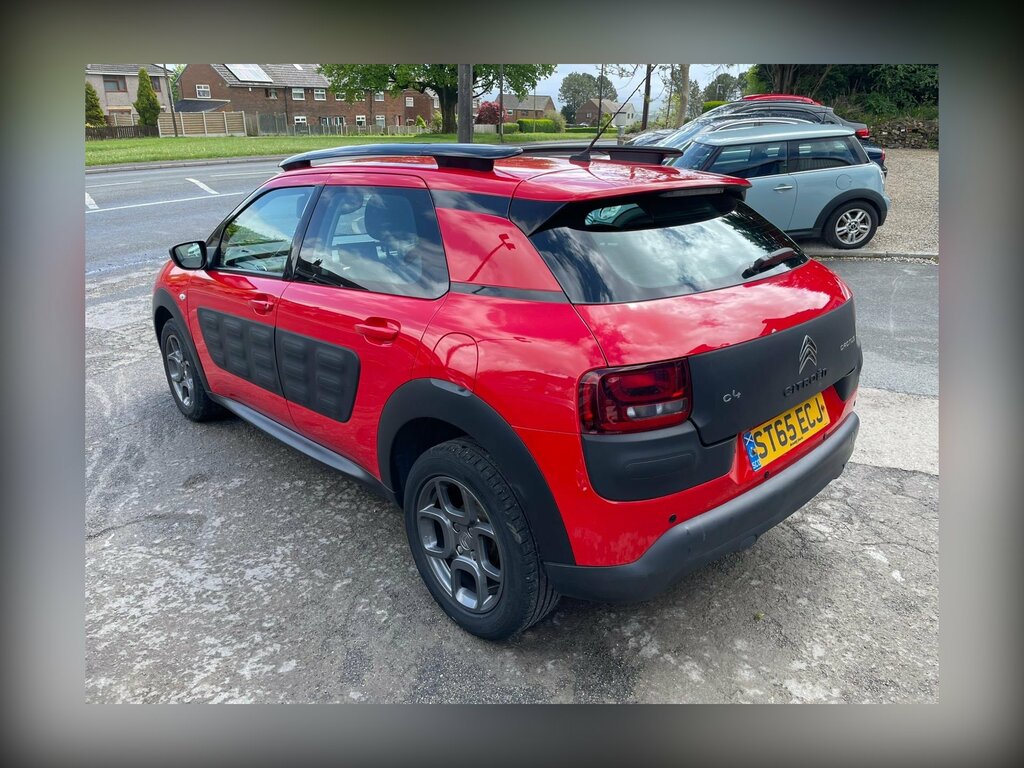 Citroen C4 Cactus 1.6 Bluehdi Feel Hatchback Euro Red #3